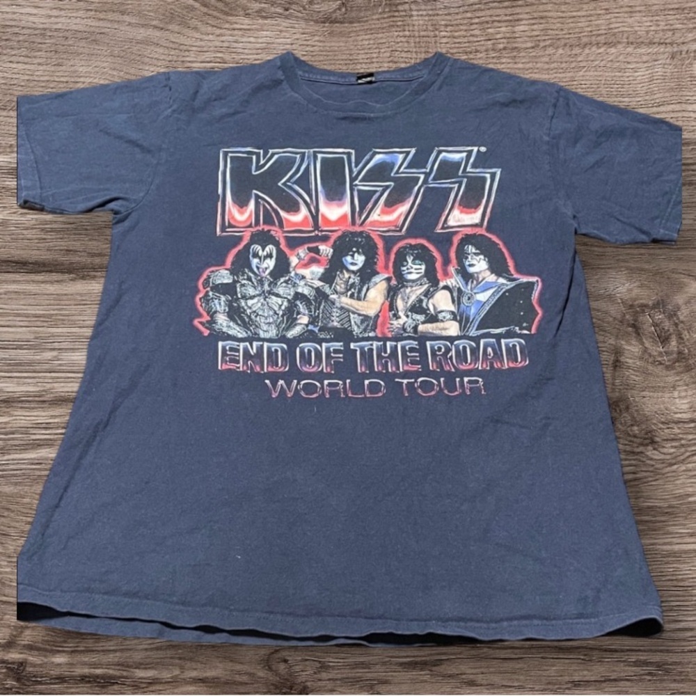 Kiss Tour Shirt men’s Size Medium